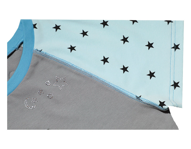 oliwabiu co-branded Star Plunge Short Sleeve T-Shirt