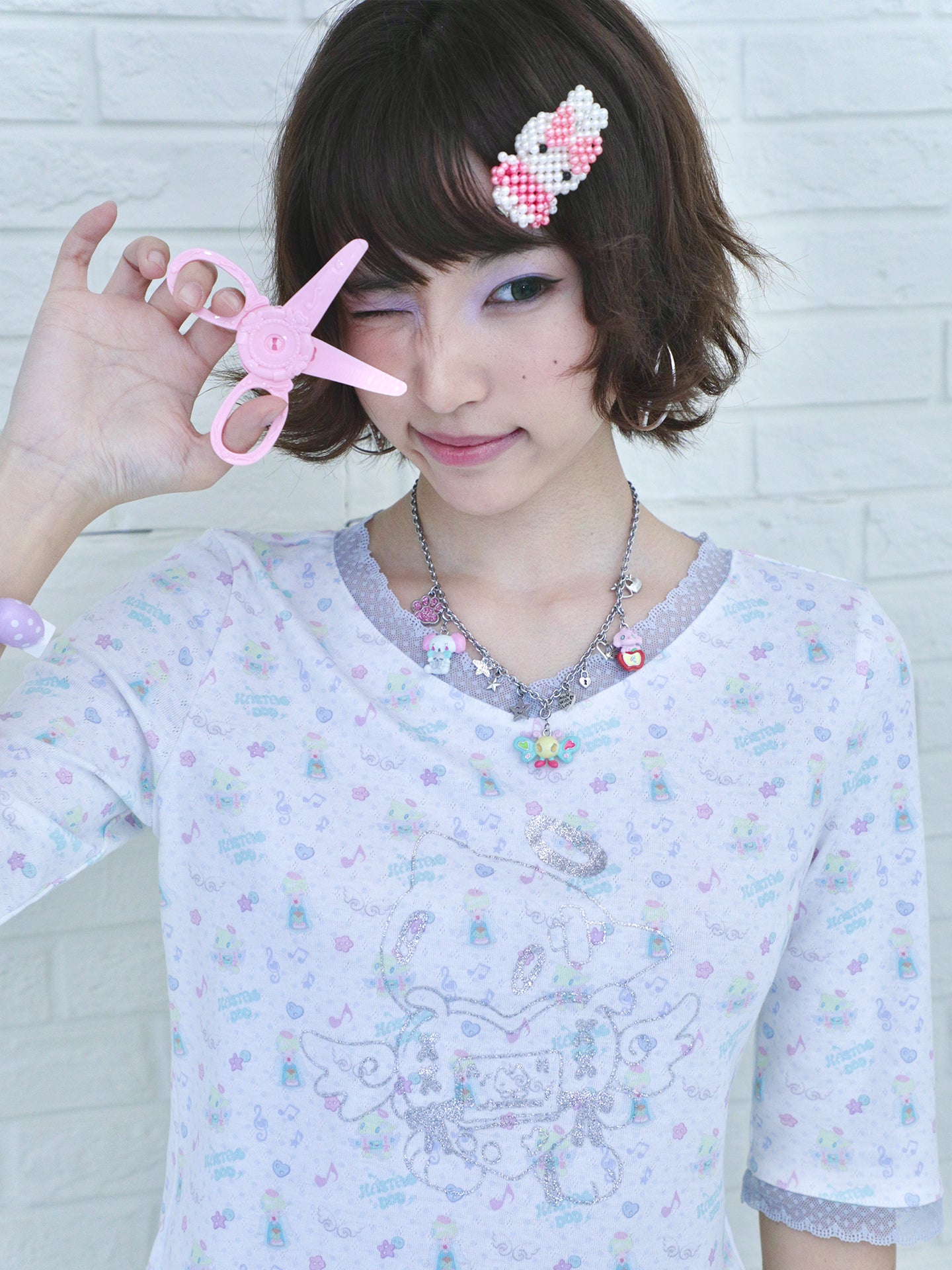 sunonebird co-branded Angel Cat Glitter Base Top