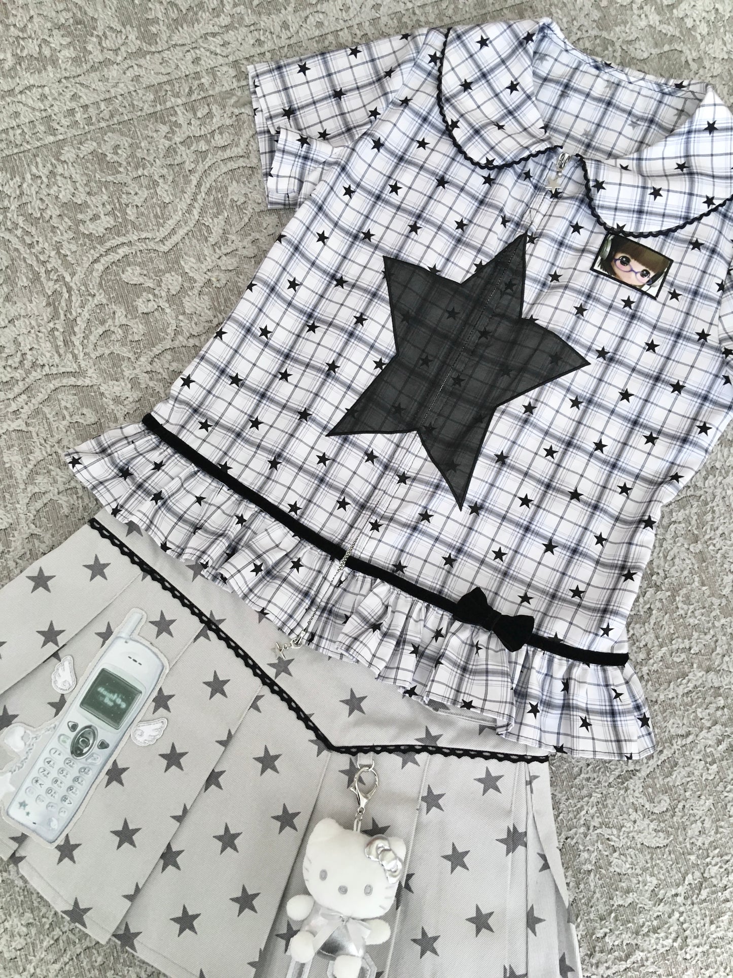 Retro Flip Phone Star Pleated Mini Skirt