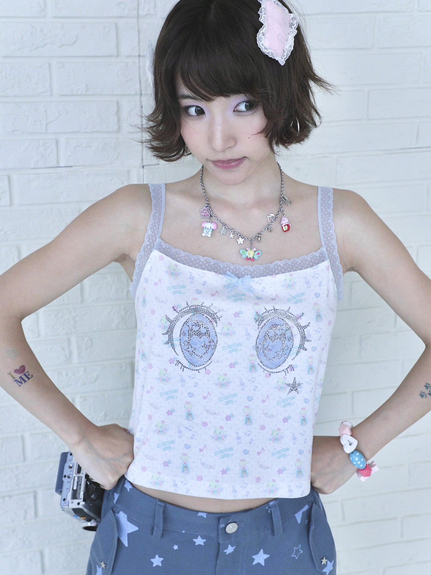 sunonebird co-branded Cartoon Eye Rhinestone Lace Camisole Top
