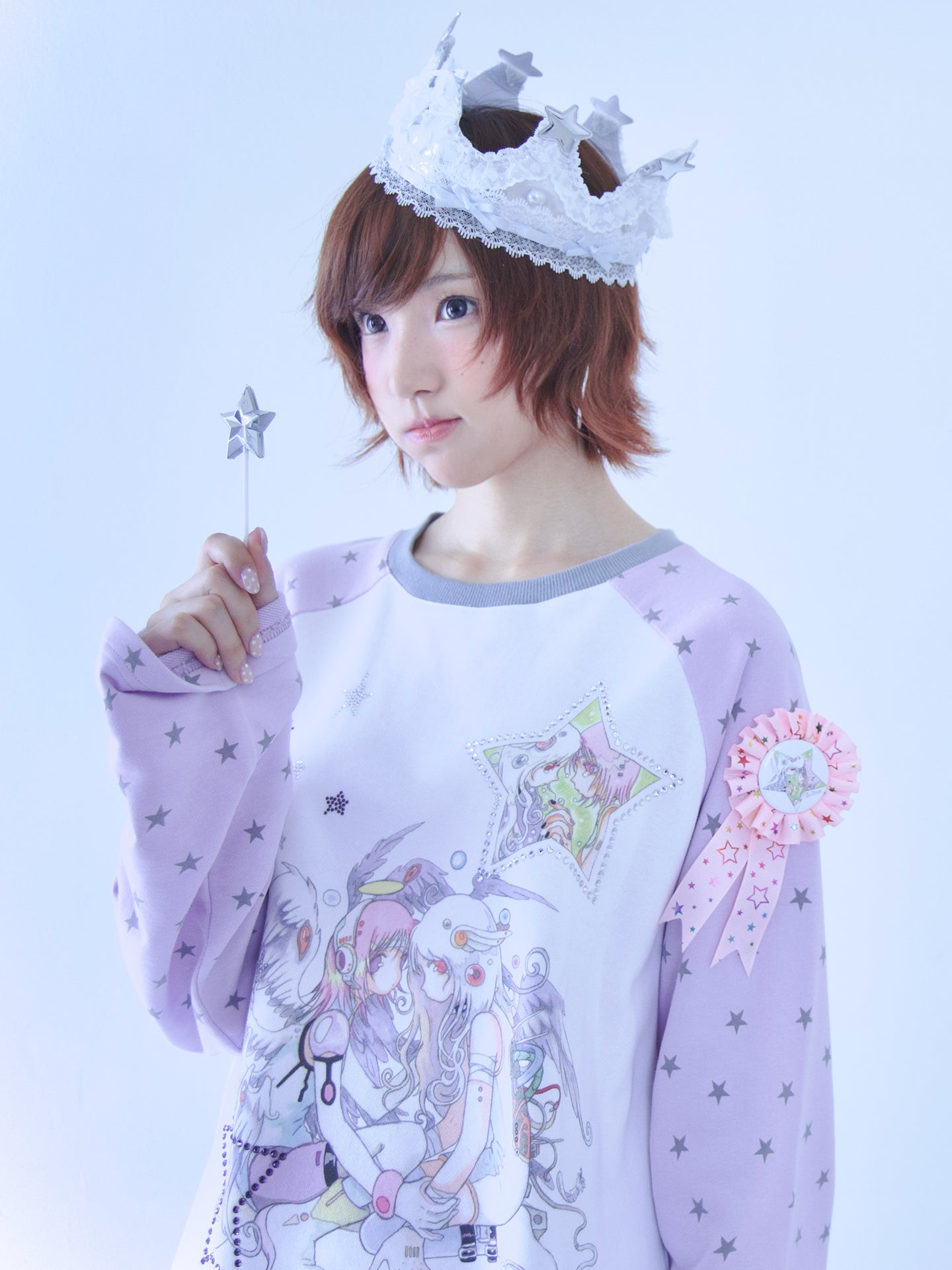 oliwabiu co-branded rhinestone star shoulder long sleeved hoodie