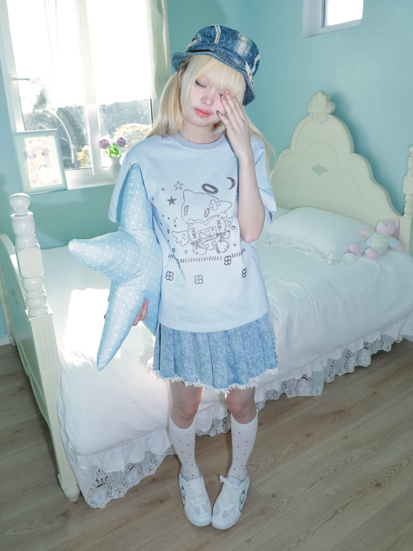 sunonebird co-branded Angel Cat Short Sleeve  Glitter  T-Shirt